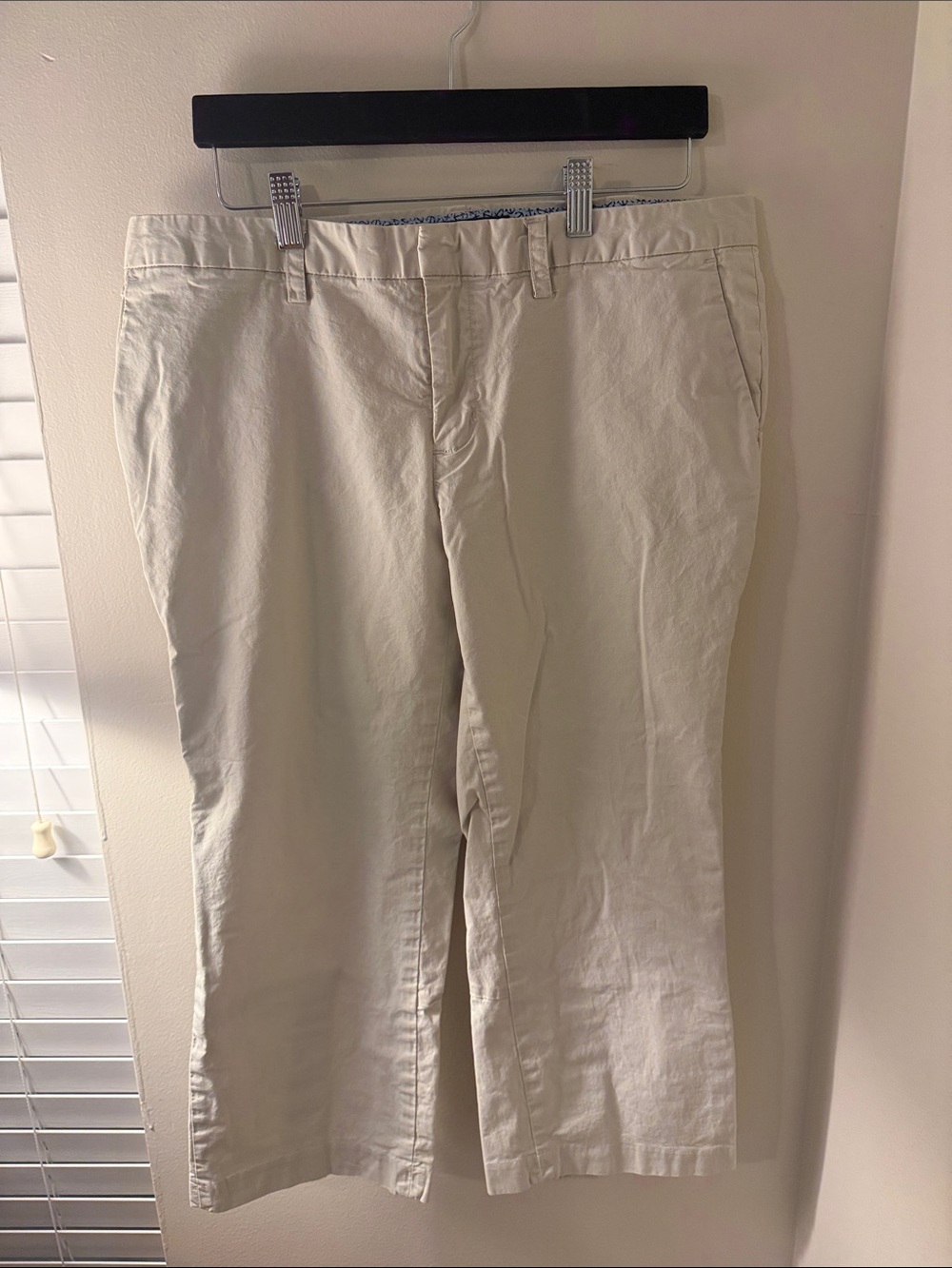 Women’s Classic Cotton Capris - Beige